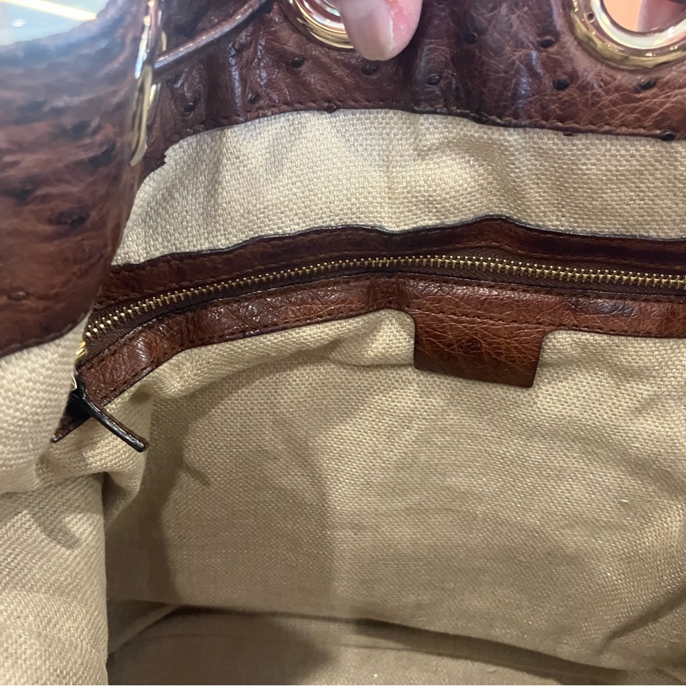 EUC 1980 vintage Gucci Ostrich bucket bag. - Picture 5 of 6
